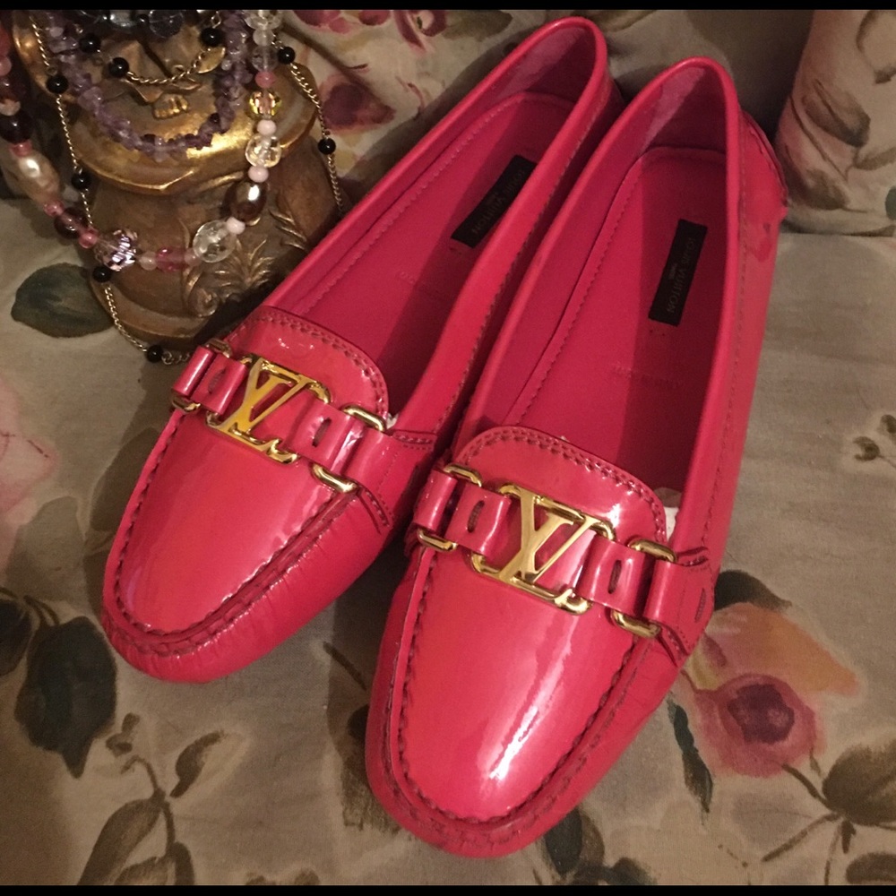 🎀 LOUIS VUITTON monogram LV Loafers Flats Pink Comfy! Walking, Car Shoes Flats